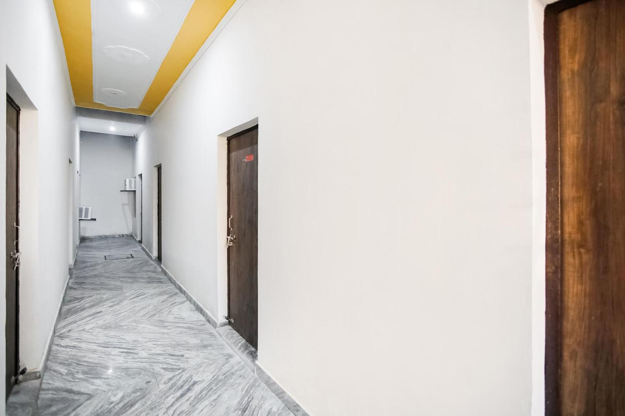 Hotel O Dollar Faridabad Ngoại thất bức ảnh