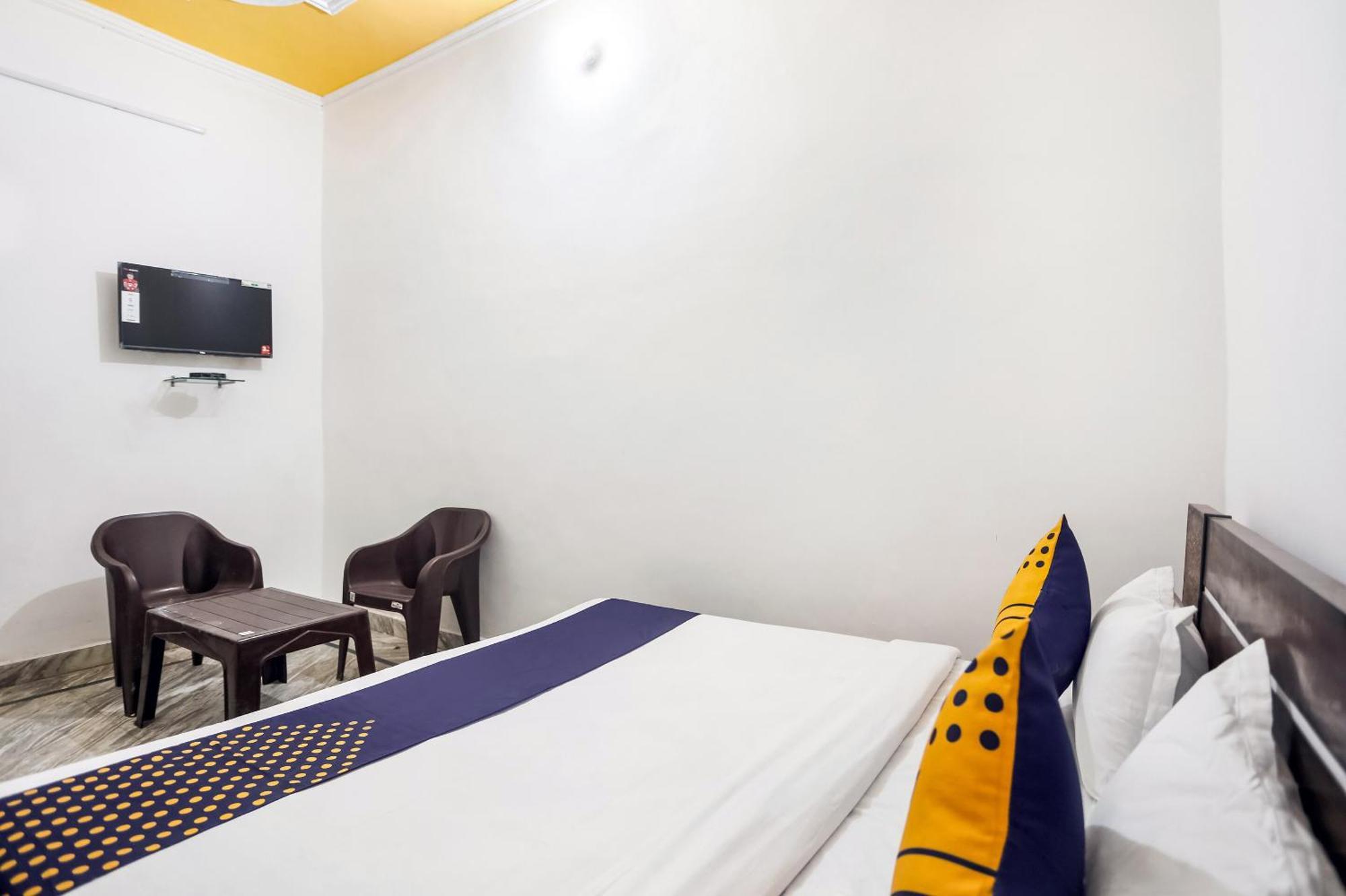 Hotel O Dollar Faridabad Ngoại thất bức ảnh